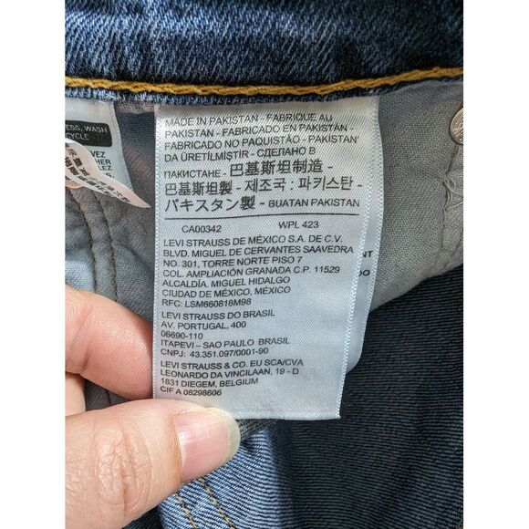 Levi's 505 Straight Leg Fit Jeans Men's Size 36x32 Medium Wash - Picture 4 of 14